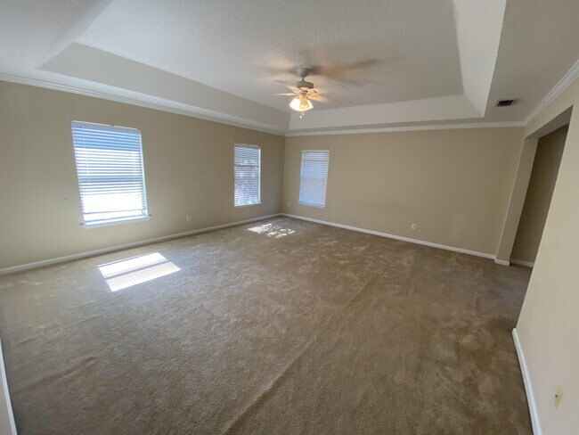 Building Photo - 3301 Turkey Creek Dr