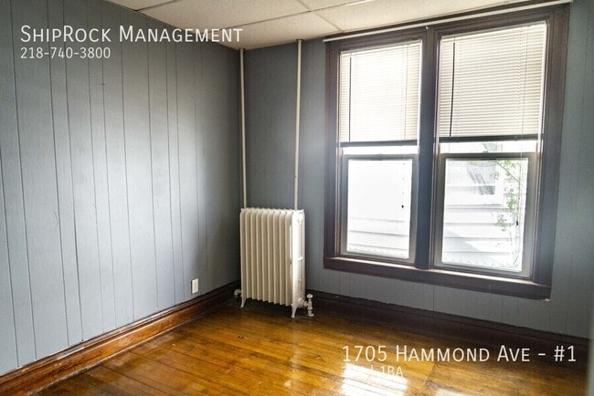 Building Photo - 1705 Hammond Ave