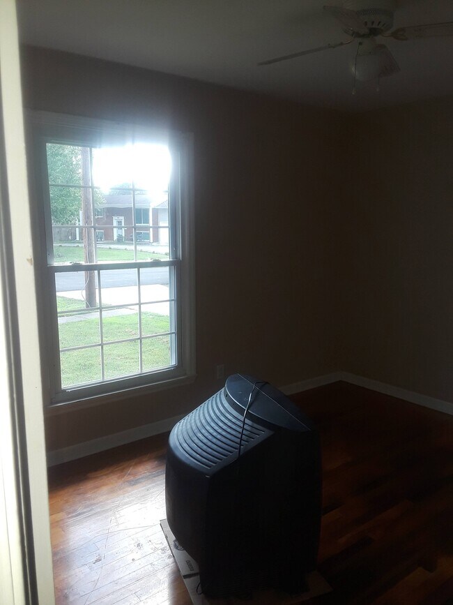 Bedroom #2 - 7603 Mackie Ln