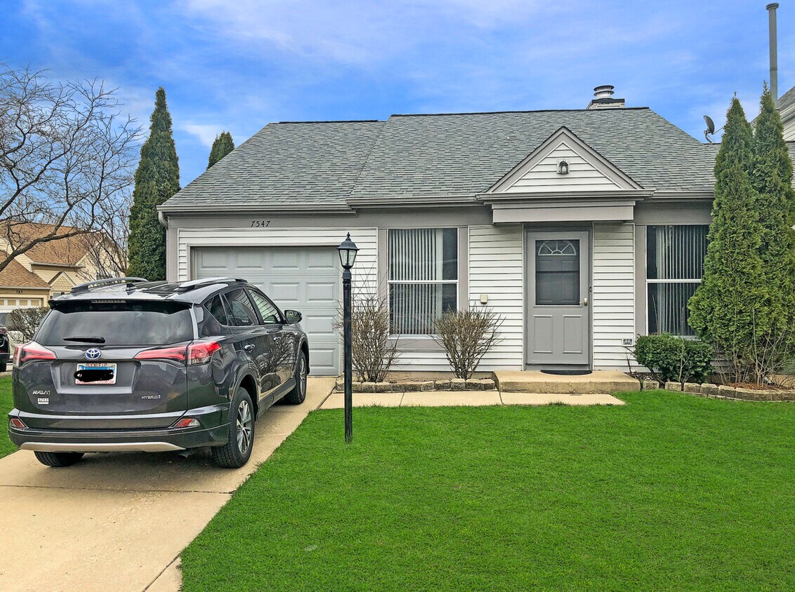 7547 Madison St, Hanover Park, IL 60133 Condo for Rent in Hanover