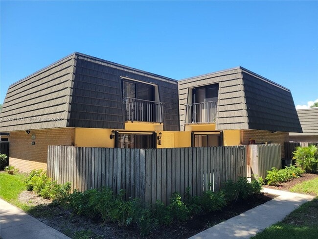 Building Photo - 3227 32nd Way