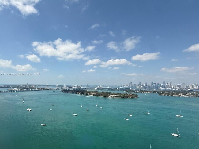 Foto del edificio - 1330 West Ave