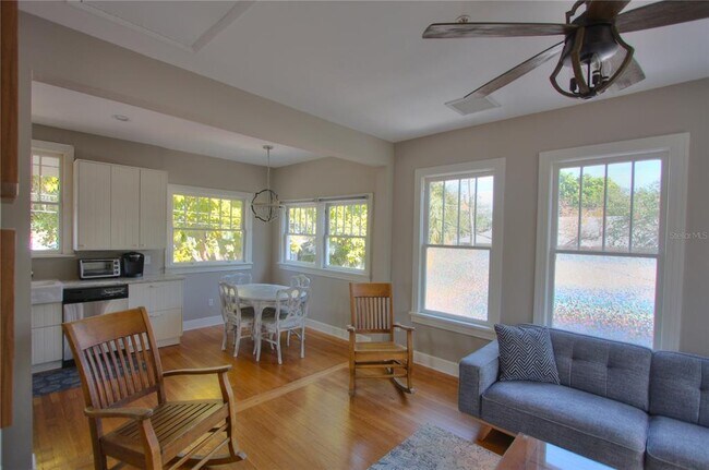 Foto del edificio - 835 7th Ave S