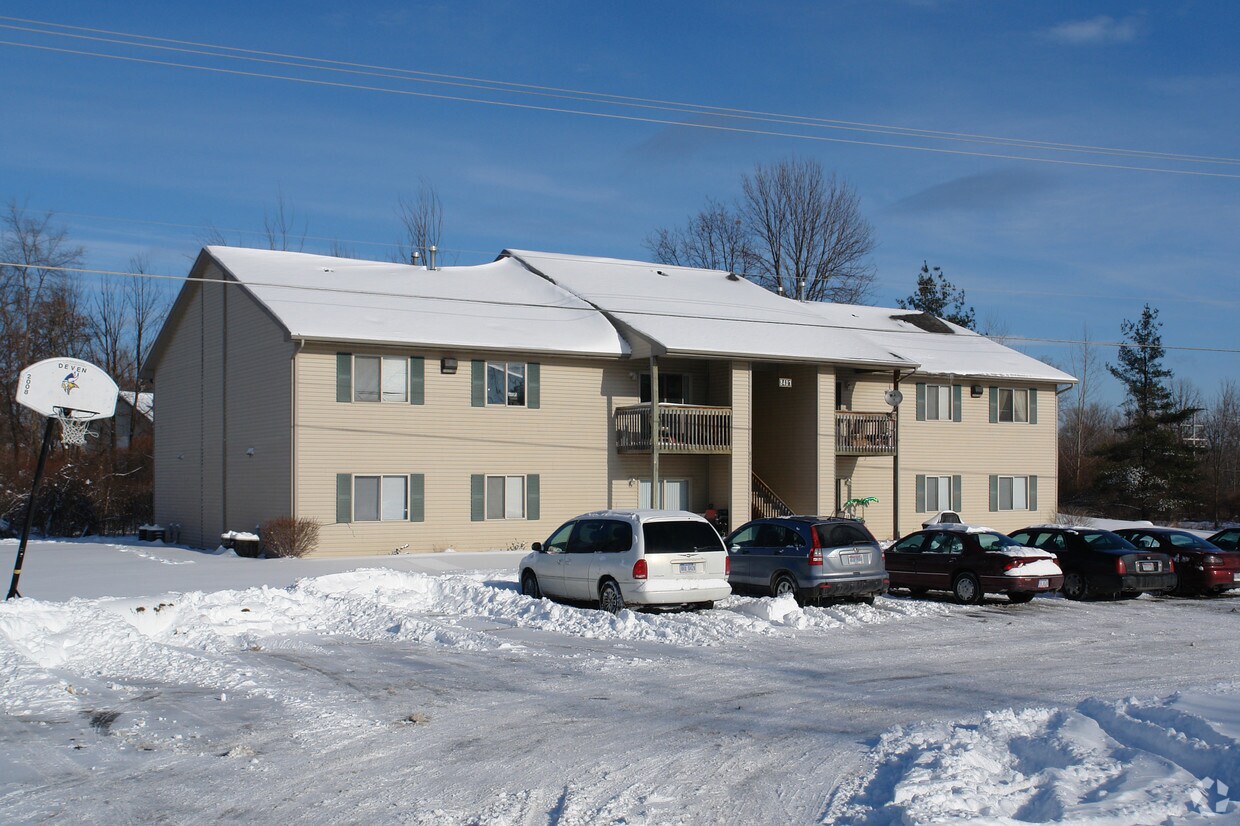 8401 Coleman Rd, Haslett, MI 48840 Apartments in Haslett, MI