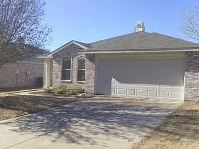 Building Photo - 7912 Canoe Ridge Ln