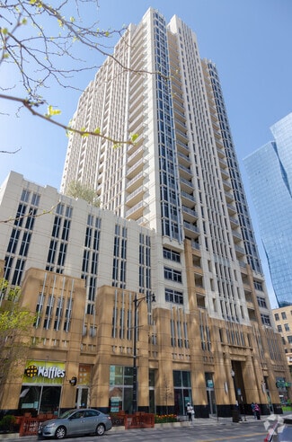 Building Photo - 1400 S Michigan Ave