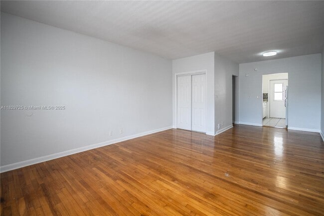 Building Photo - 330 84th St