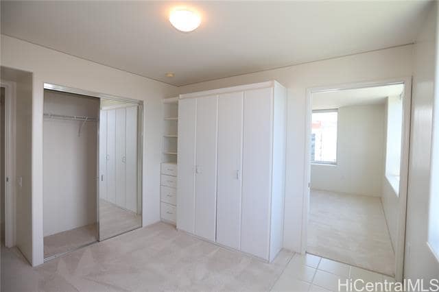 Building Photo - 88 Piikoi St