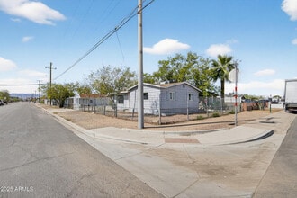 Building Photo - 1410 S 24th Ave