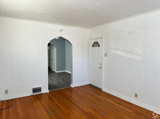Building Photo - 3928 Dunnica Ave