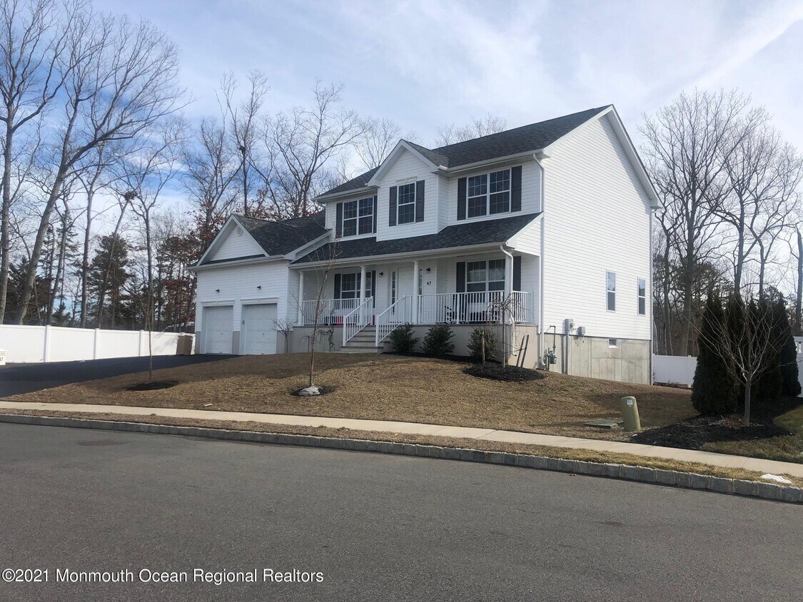 67 Bridle Path Bayville Nj 08721 House For Rent In Bayville Nj Apartments Com