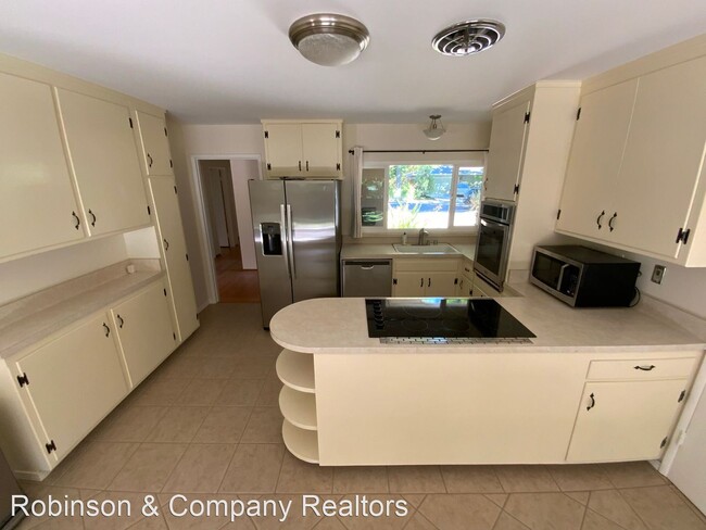 Building Photo - 3 br, 2 bath House - 450 Sherwood Way