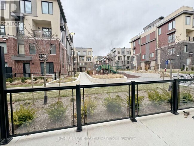 Building Photo - 3550 Colonial Dr