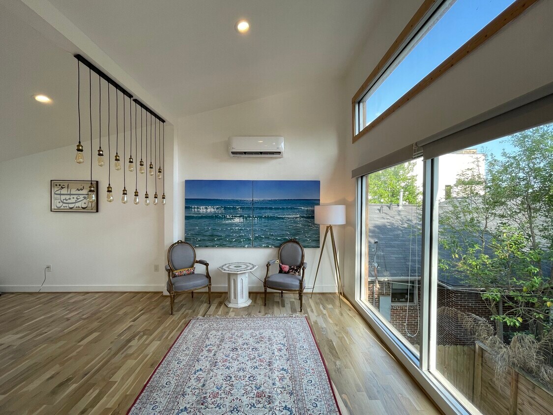Foto principal - 1748 Harold St