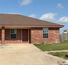 Building Photo - 5301 Daybreak Dr