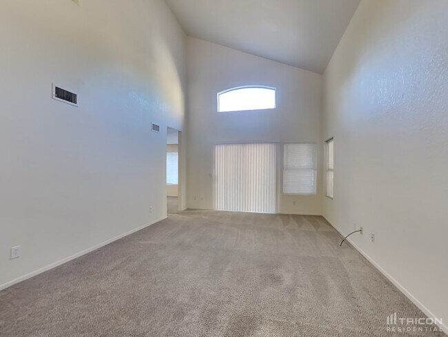 Building Photo - 4911 W Tonto Rd