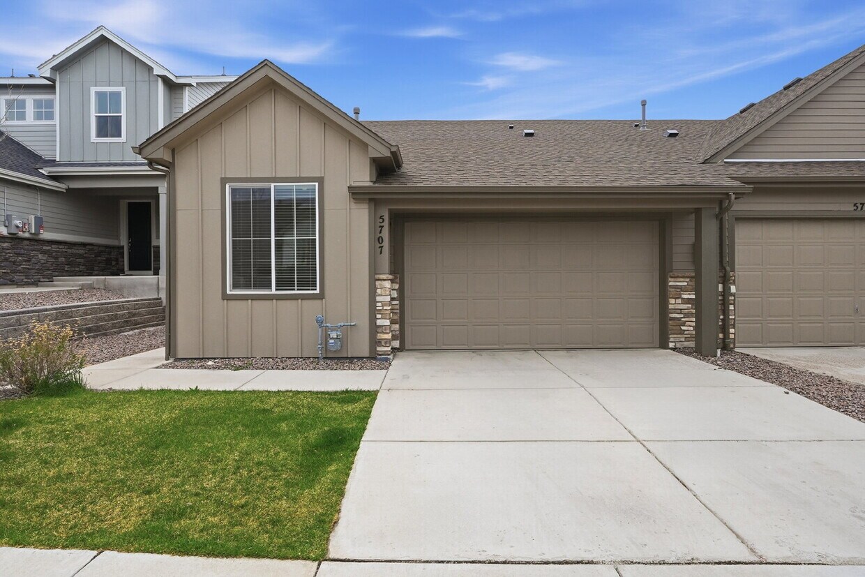 $2,295.95- 3-Bed, 3-Bath Home in Colorado Springs with a fenced back yard - $2,295.95-  3-Bed, 3-Bath Home in Colorado Springs with a fenced back yard