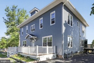 Building Photo - 509 Hainesport Lumberton Rd