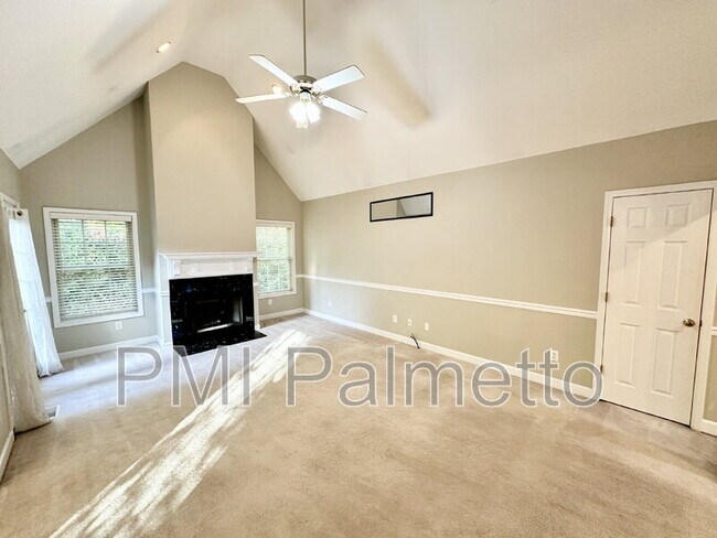 Foto del edificio - 1045 Mineral Creek Ct