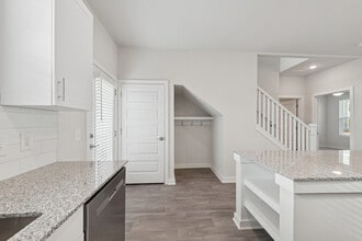 Interior Photo - Ascend Cottages At Highland Square
