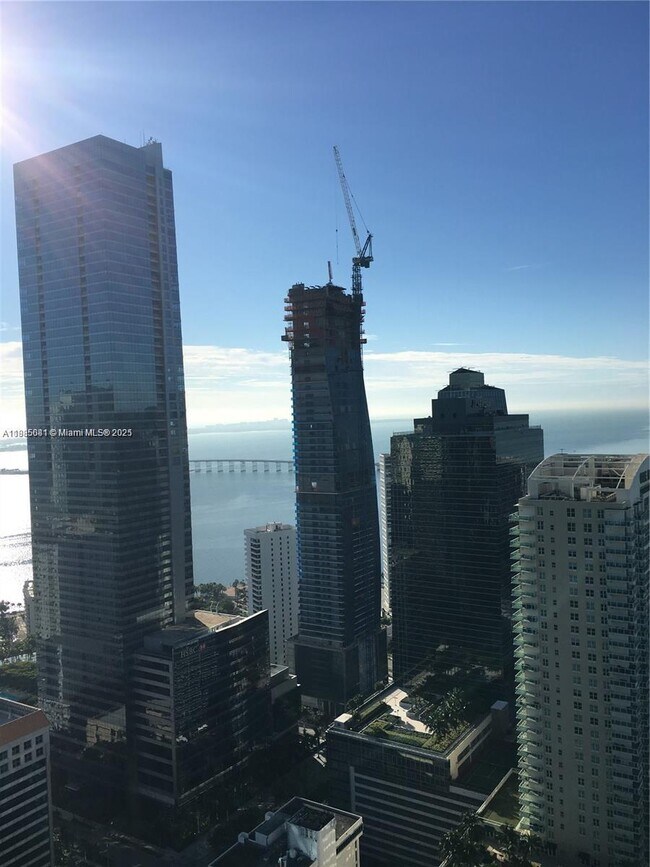 Foto del edificio - 1300 S Miami Ave