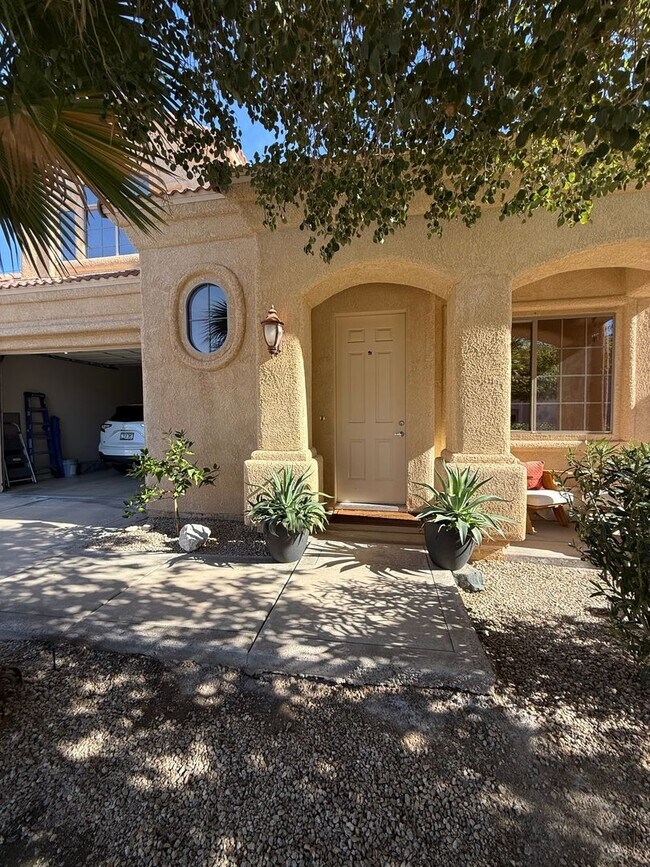 Building Photo - 2010 Richey Cir