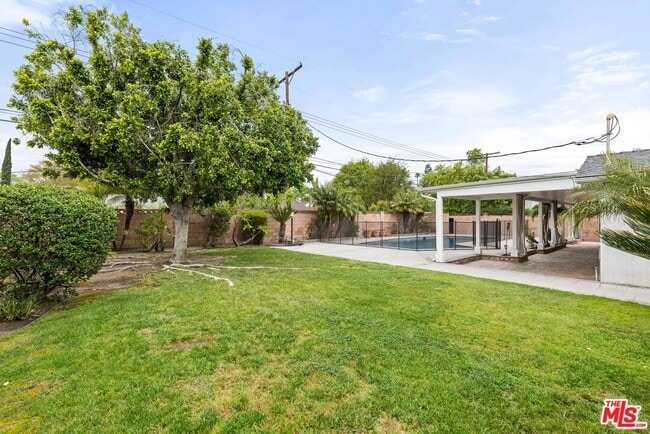 Building Photo - 6311 Berquist Ave