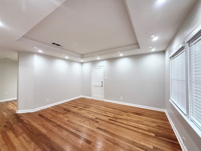 Foto del edificio - 20 Pinedale St