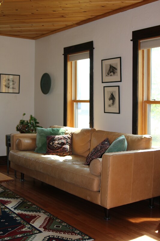 Foto del edificio - 549 E Mendenhall St