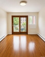 Building Photo - 83-21 Lefferts Blvd