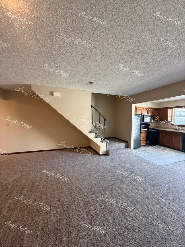 Foto del edificio - 527 NE Churchill St