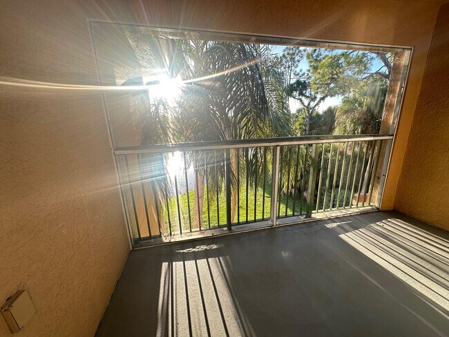 Foto del edificio - 3668 NW Mediterranean Ln