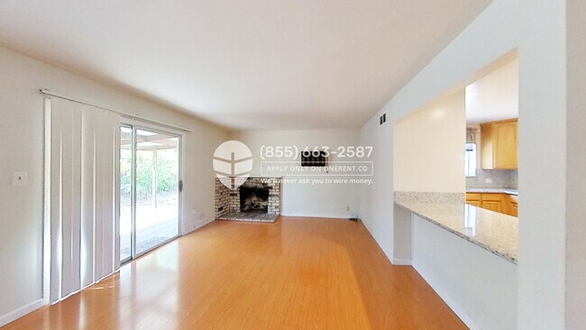 Building Photo - 913 Lorne Way