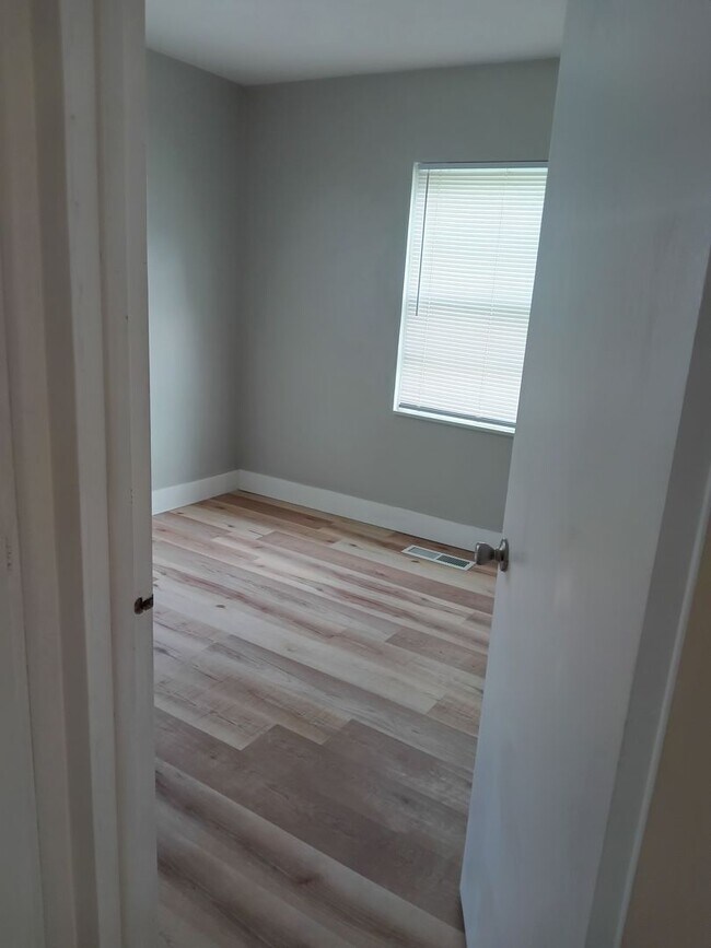 Foto del edificio - Welcome to Your Next Home with Harvest Inv...