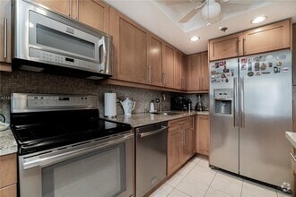 Building Photo - 20515 E Country Club Dr