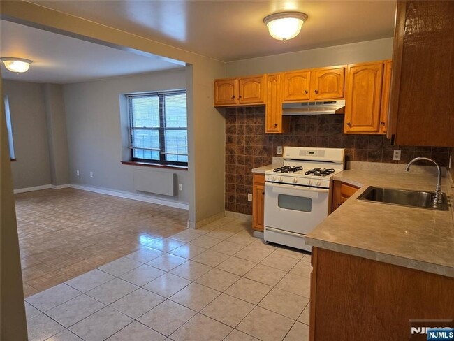 Building Photo - 2401 Bergenline Ave