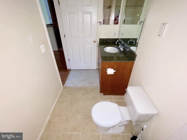 Foto del edificio - 1591 Spring Gate Dr.
