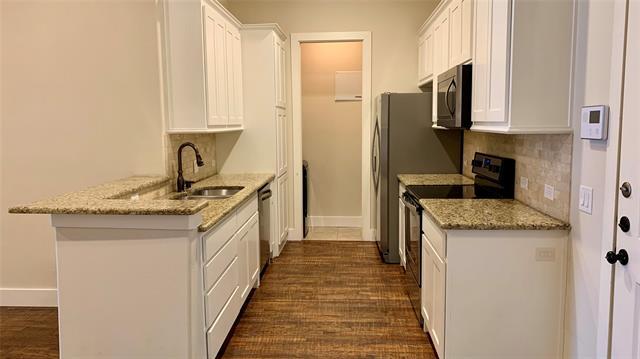 Building Photo - 3009 Solana Cir
