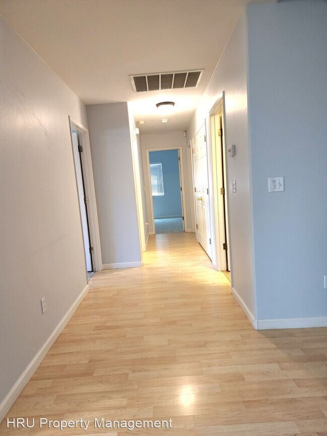 Building Photo - 3 br, 2 bath House - 11603 Trabancos Dr.