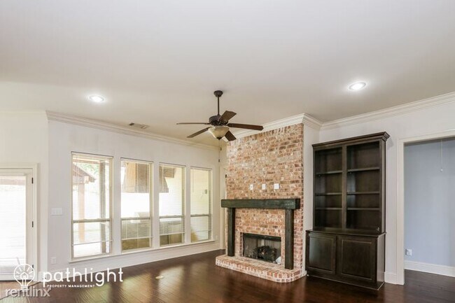 Building Photo - 4 br, 3 bath House - 18505 Old Maplewood D...