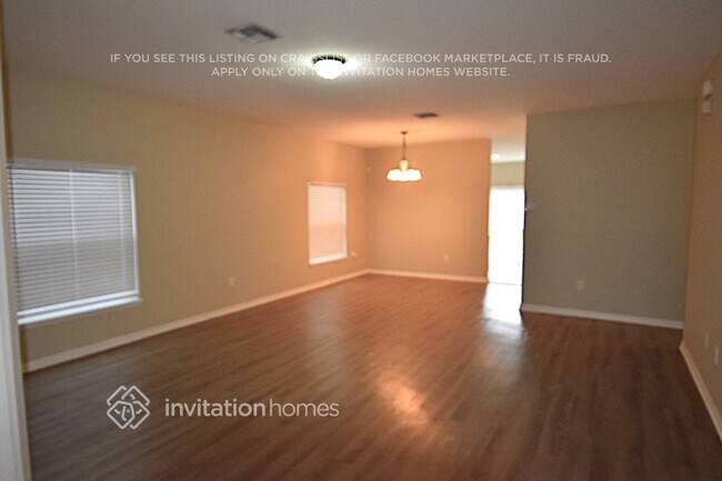 Foto del edificio - 13161 Sapphire Falls Ln