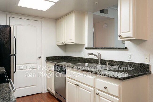 Building Photo - 12023 Alta Carmel Ct