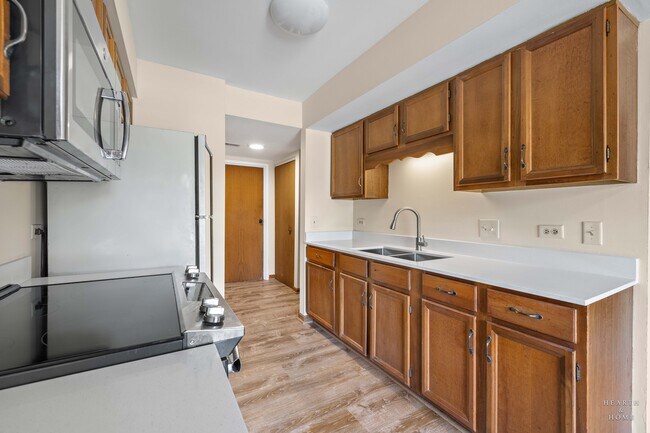 Foto del edificio - 412 Saint Johns Rd