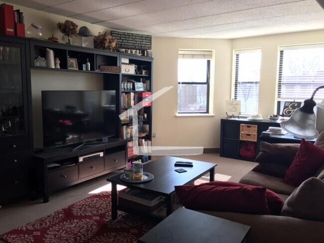 Foto del edificio - 1933 Commonwealth Ave