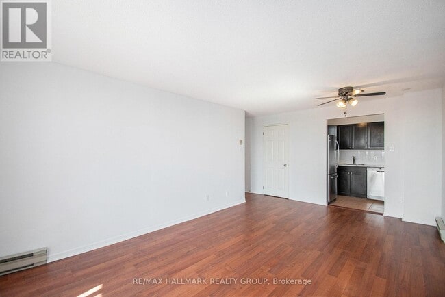 Building Photo - 1440-1440 Heron Rd