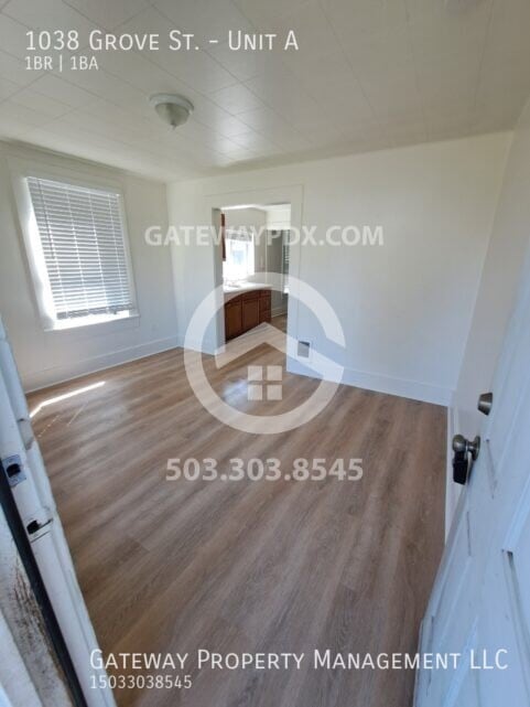 Building Photo - 1038 Grove St