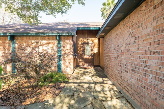 Foto del edificio - 2823 Allyson Ln