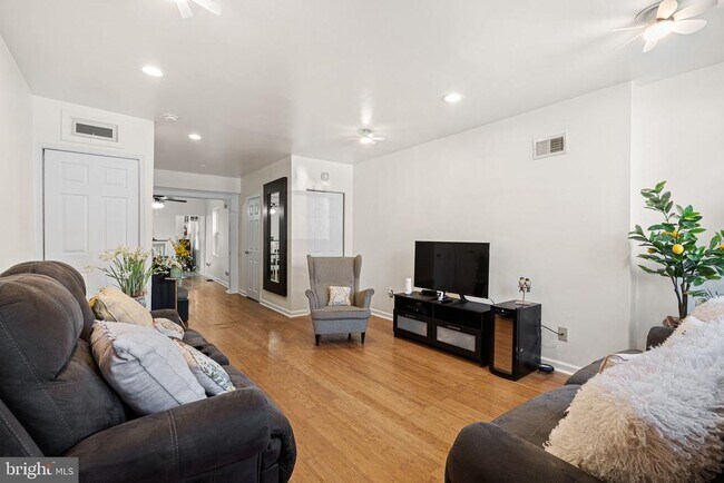 Foto del edificio - 1228 S 22nd St