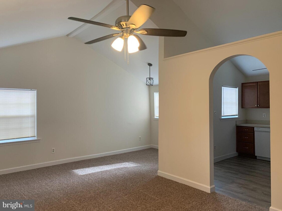 4215 Calvert Dr, Chesapeake Beach, MD 20732 House for Rent in