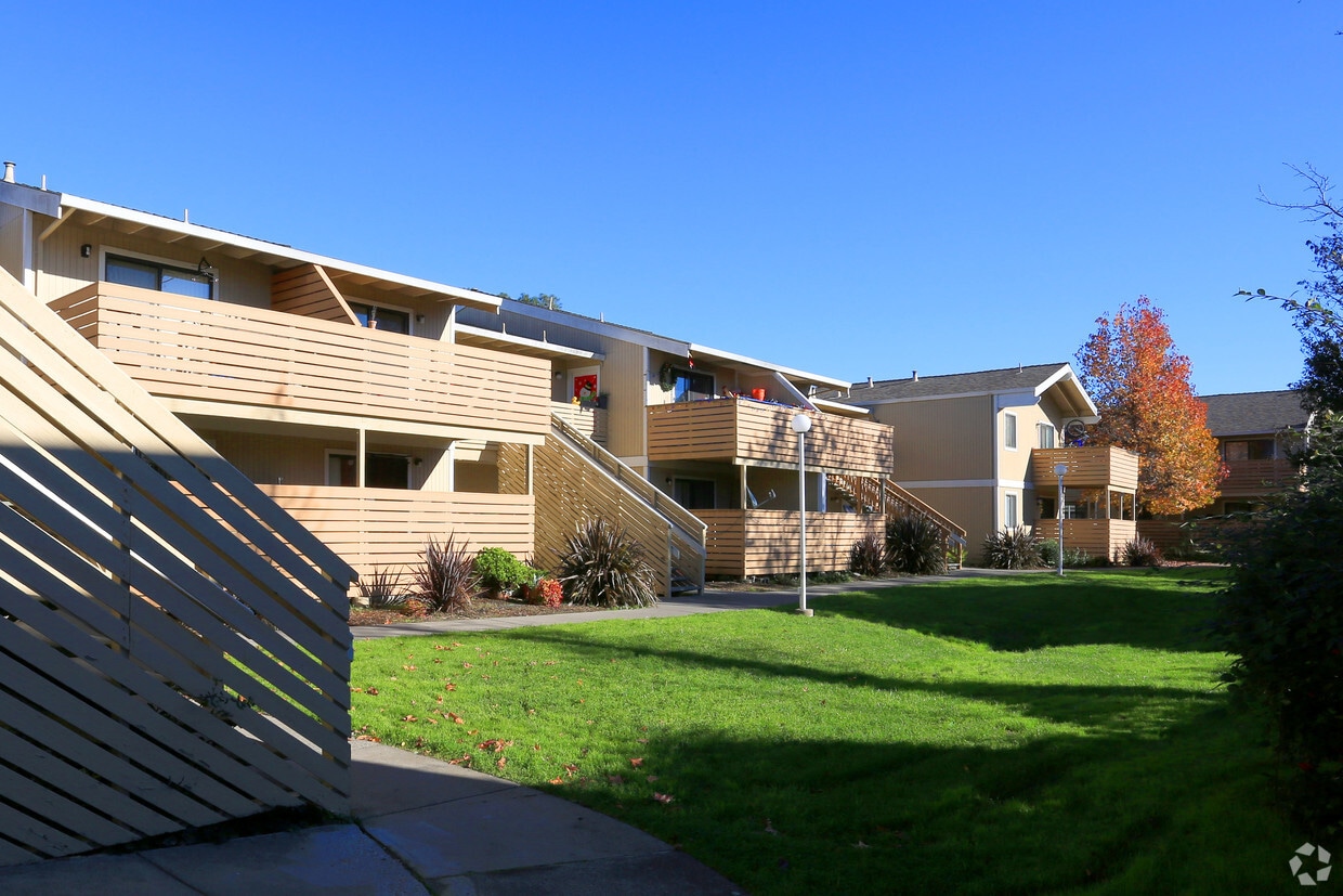 Primary Photo - Morningside Apartments